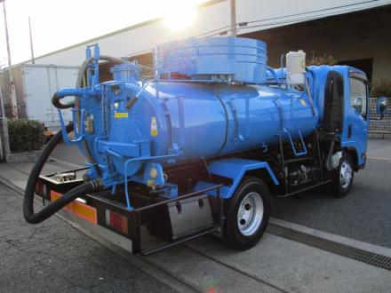３.５００Ｌ　バキュームカー