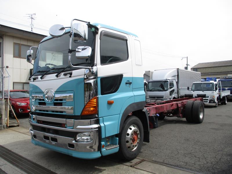 中古トラック シャシ グラプロ８t シャシ 中古トラックの販売 買取なら有藤商店