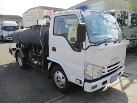 ３０００Ｌ　バキュームカー　未使用車