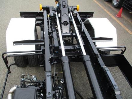 ４ｔ　アームロール　未使用車