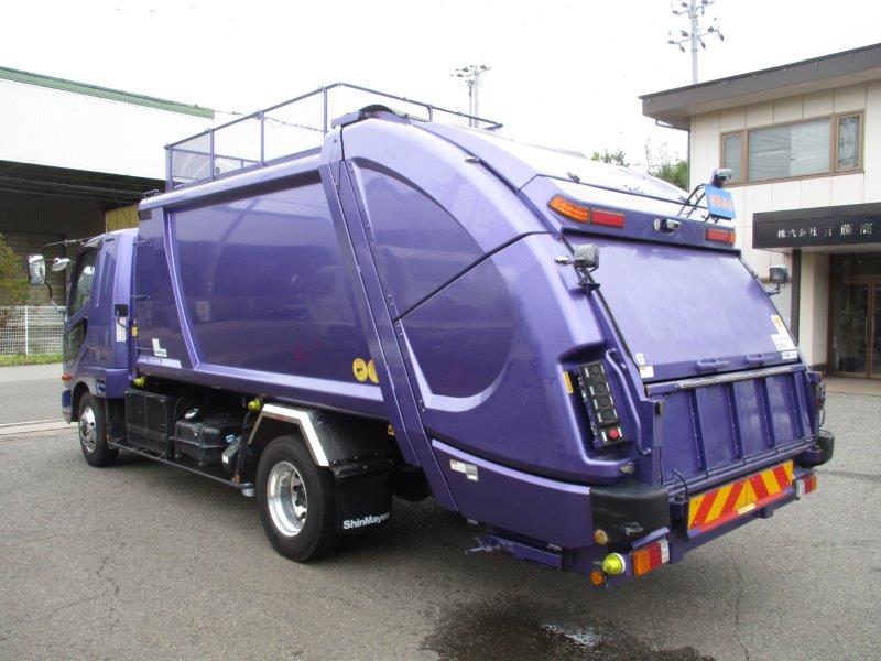 中古トラック 塵芥車 パッカー車 ４t １０m3 プレスパッカー 中古トラックの販売 買取なら有藤商店
