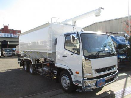 有藤商店 中古トラック 飼料運搬車 ３軸車 ２デフ 餌バルク