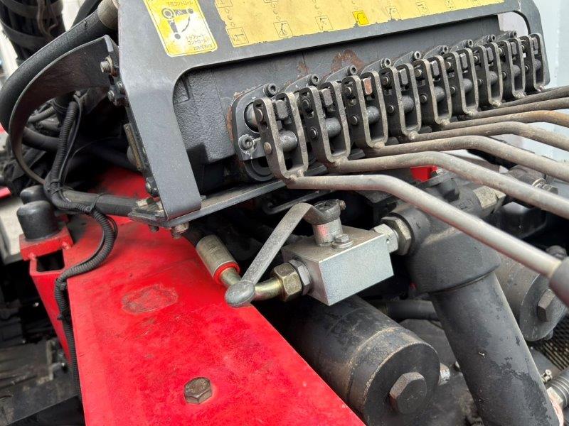 増トン　３軸車　２デフ　ユニパルクレーン付