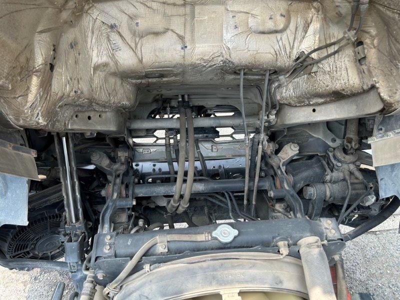 増トン　３軸車　２デフ　ユニパルクレーン付