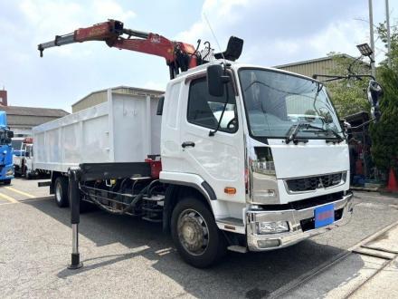 増トン　３軸車　２デフ　ユニパルクレーン付