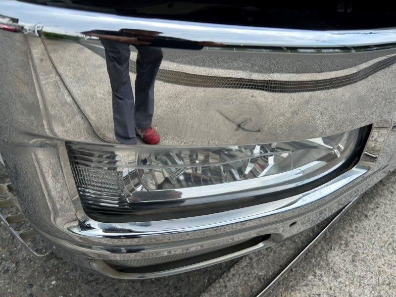 増トン　３軸車　２デフ　ユニパルクレーン付