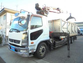 増トン　３軸車　２デフ　ユニパルクレーン付
