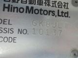 増トン　３軸車　２デフ　ヒアブクレーン付