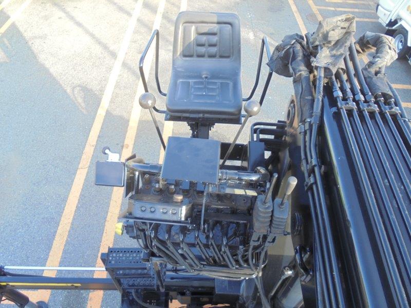 増トン　３軸車　２デフ　ヒアブクレーン付