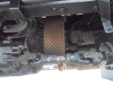 増トン　３軸車　２デフ　ヒアブクレーン付