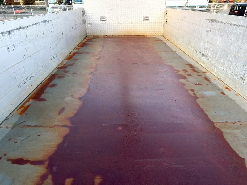 増トン　クレーン付アルミ平ボデー