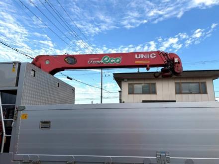 増トン　クレーン付アルミ平ボデー