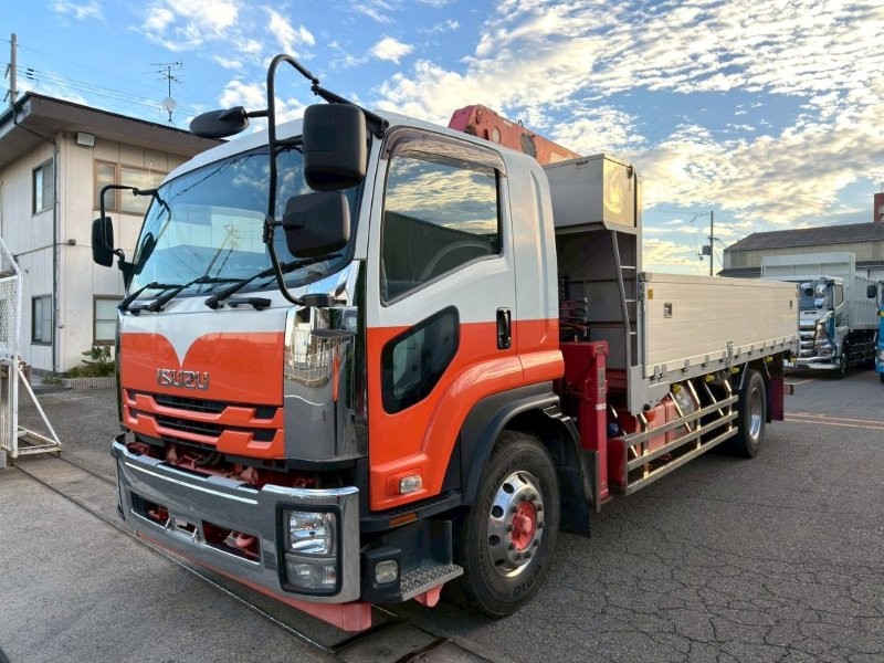 増トン　クレーン付アルミ平ボデー