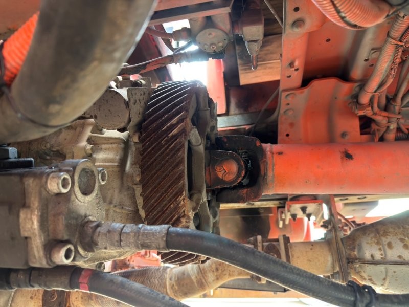 増トン　クレーン付アルミ平ボデー