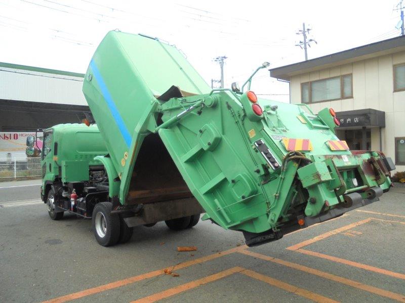 8.0m3　巻き込み式　パッカー