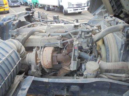 ３軸車　２デフ　土砂ダンプ