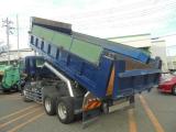 ３軸車　２デフ　土砂ダンプ