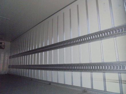 増トン　ワイド　冷凍バン　L＝7.0