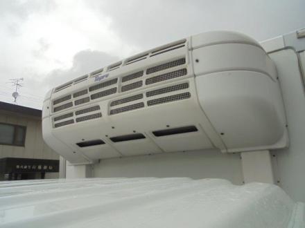 増トン　ワイド　冷凍バン　L＝7.0