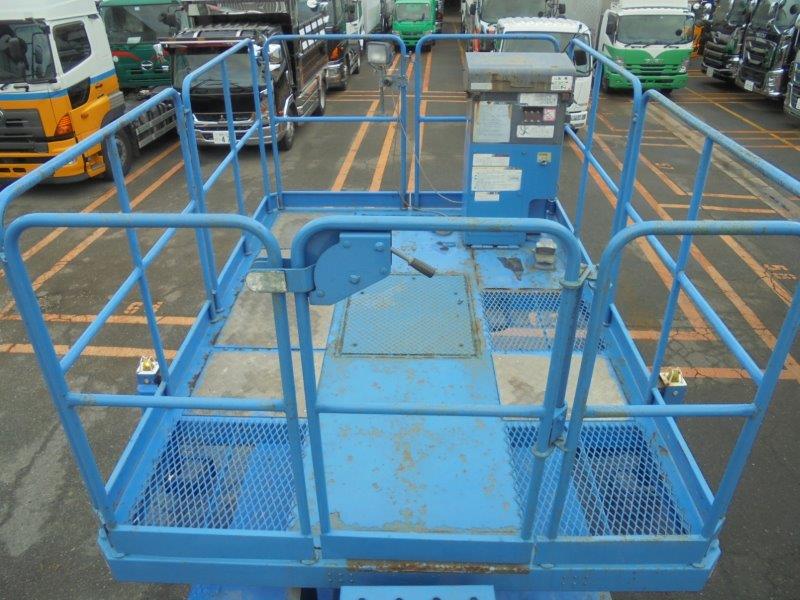 高所作業車