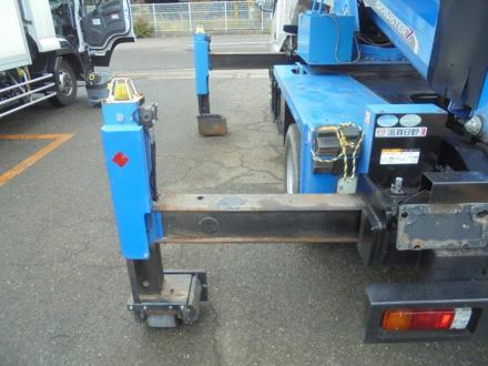 高所作業車
