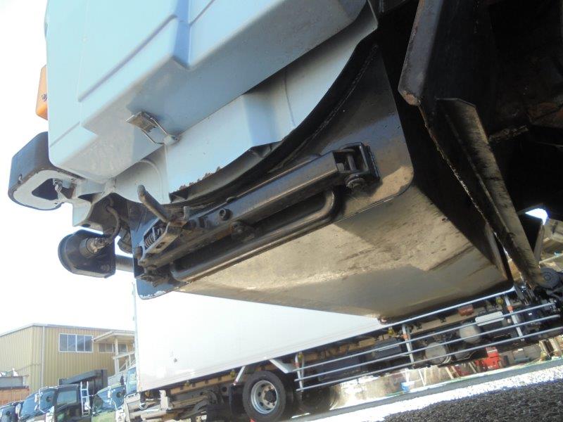 4.4m3　巻き込み式　パッカー