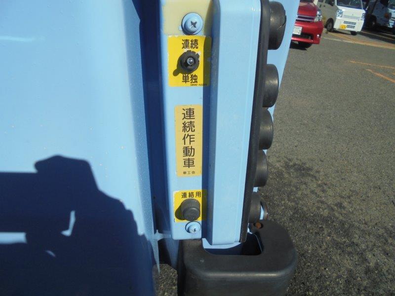 4.4m3　巻き込み式　パッカー