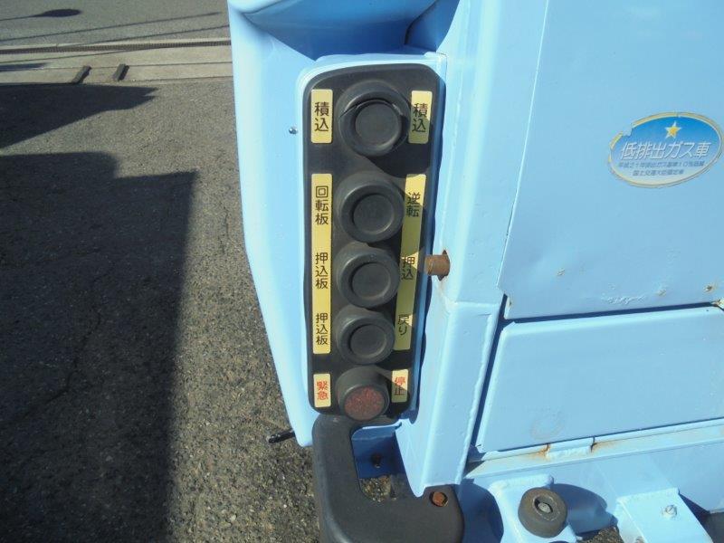 4.4m3　巻き込み式　パッカー