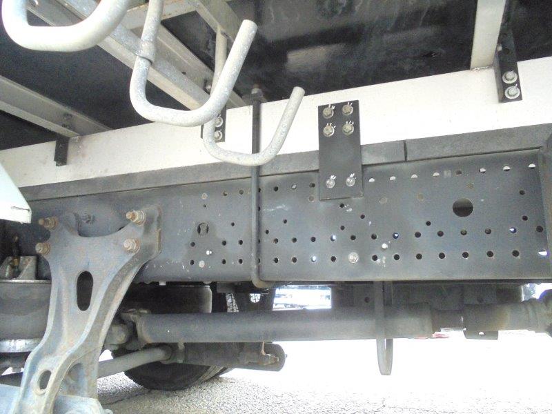 ４t　ワイド　格納ゲート付　冷凍バン