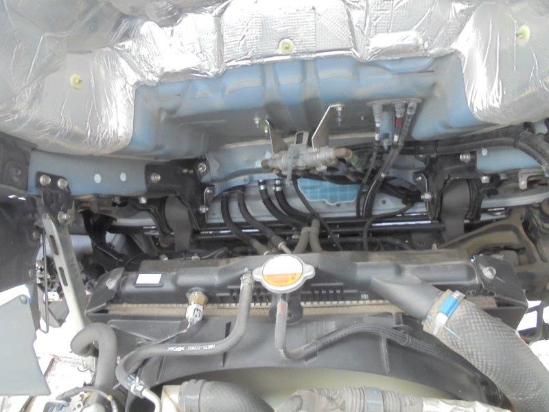 ４t　ワイド　格納ゲート付　冷凍バン
