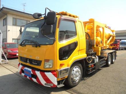 増トン　３軸車　２デフ　アームロール　強力吸引コンテナ付