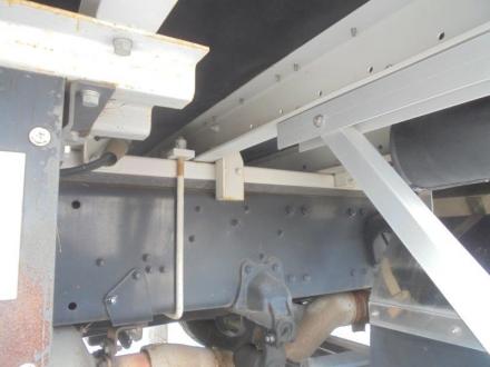 25t仕様　4軸低床　アルミウイング