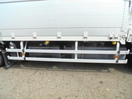 25t仕様　4軸低床　アルミウイング