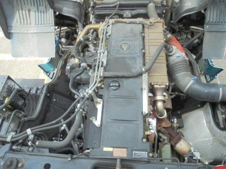 25t仕様　4軸低床　アルミウイング