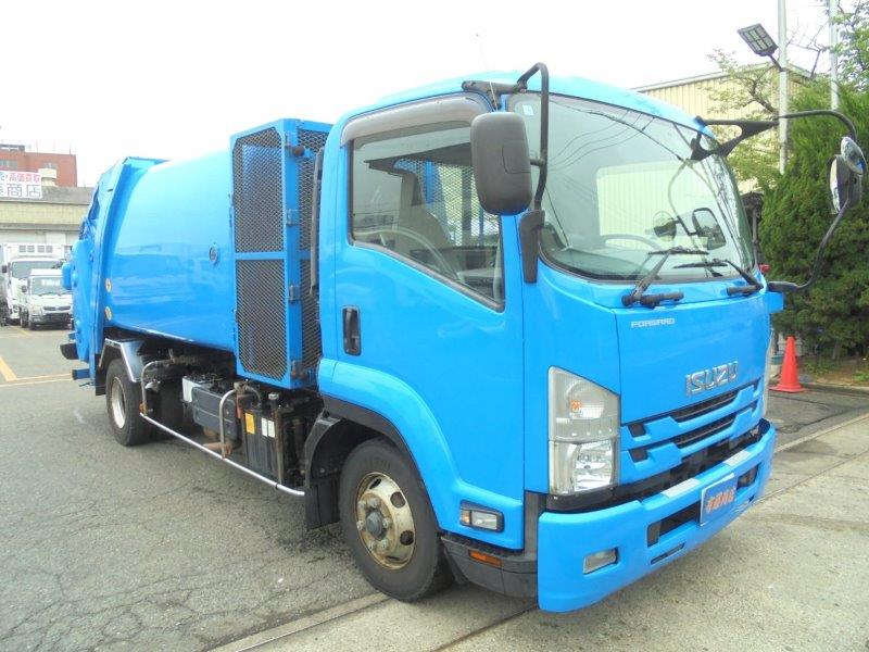 8.2m3　巻き込み式　パッカー