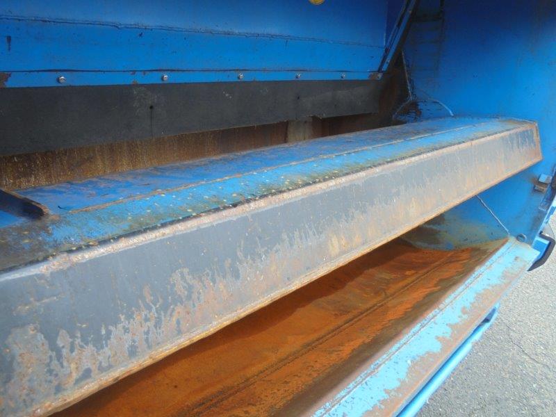 8.2m3　巻き込み式　パッカー
