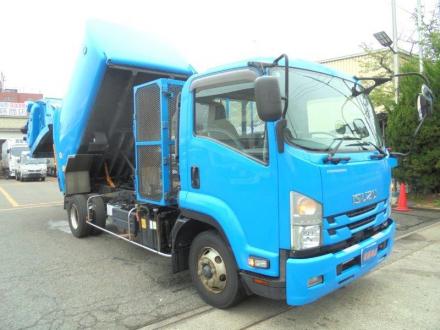 8.2m3　巻き込み式　パッカー