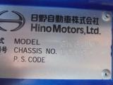 増トン　３軸車　２デフ　ヒアブクレーン付