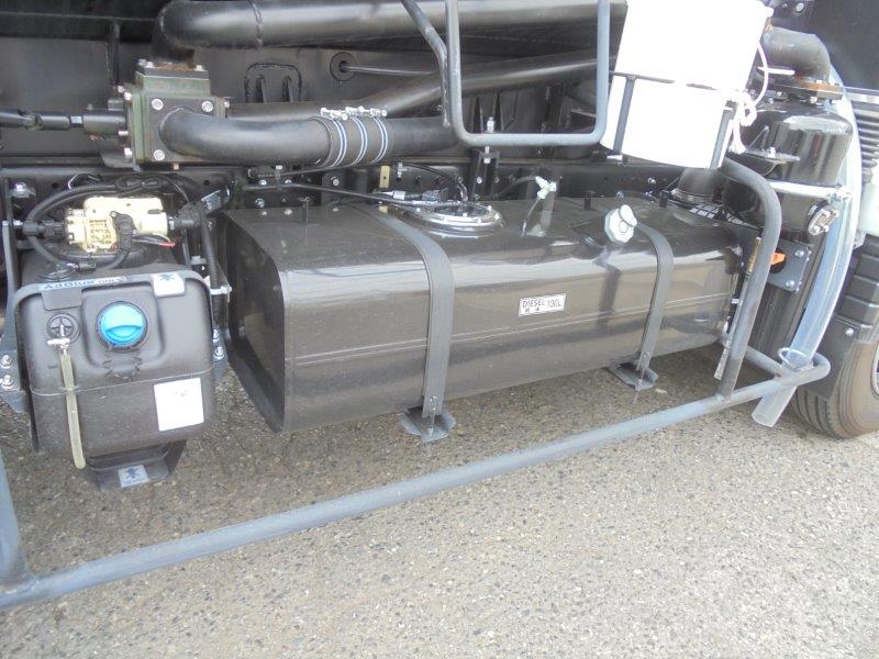 3700Ｌ　バキュームカー　未使用車