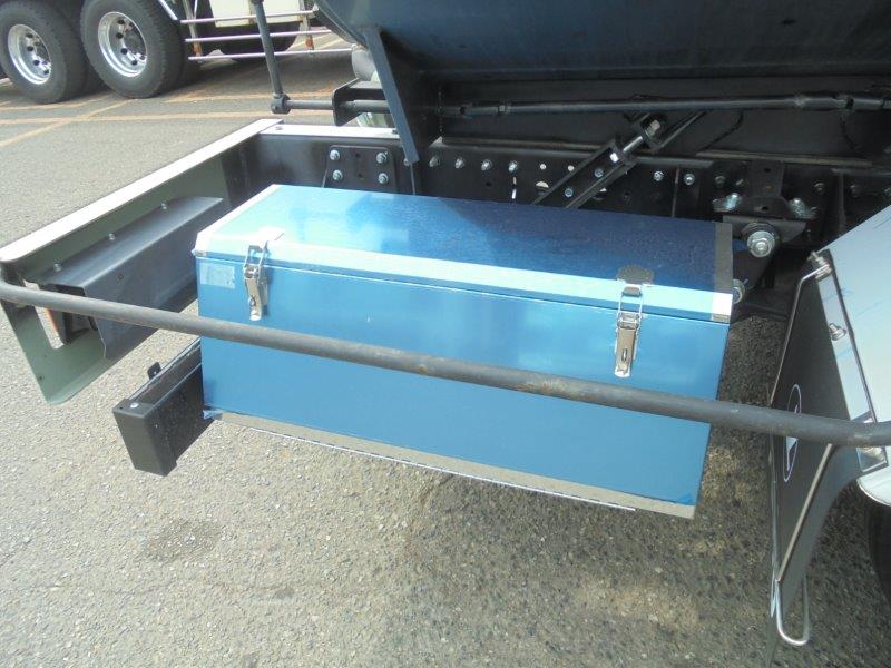 3700Ｌ　バキュームカー　未使用車