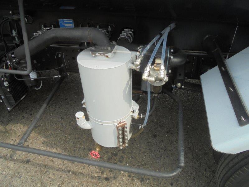 3700Ｌ　バキュームカー　未使用車