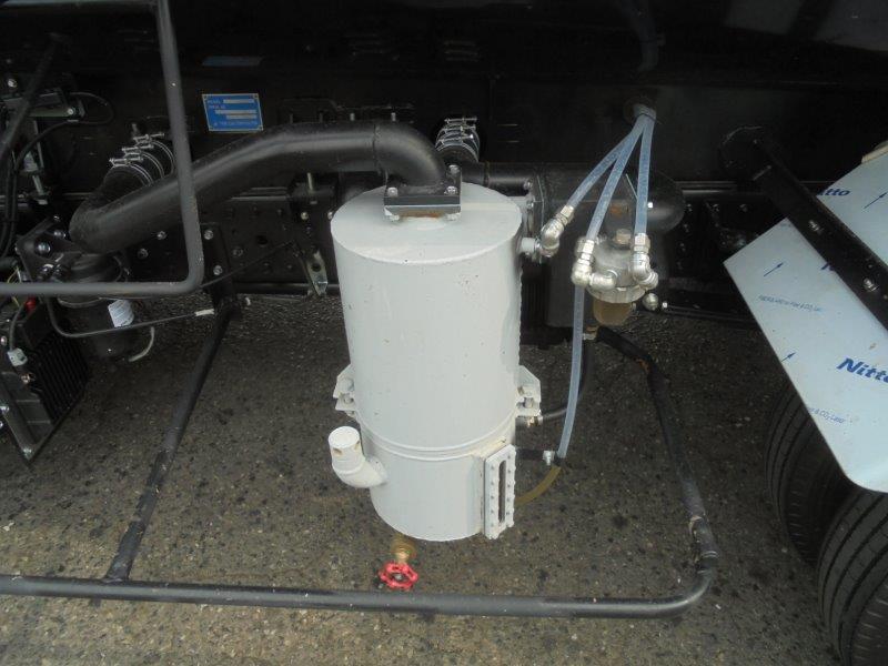 3700Ｌ　バキュームカー　未使用車