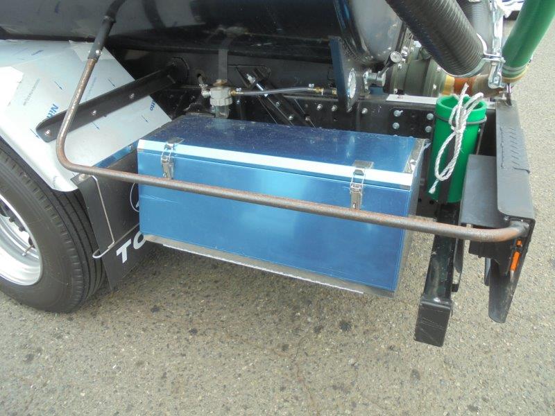 3700Ｌ　バキュームカー　未使用車