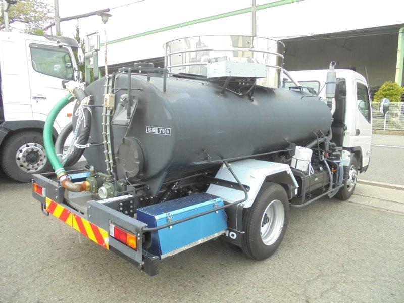 3700Ｌ　バキュームカー　未使用車