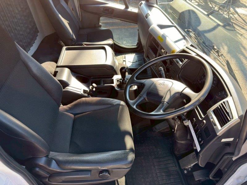 増々トン　ワイド　シャシ　L＝7.2ベース