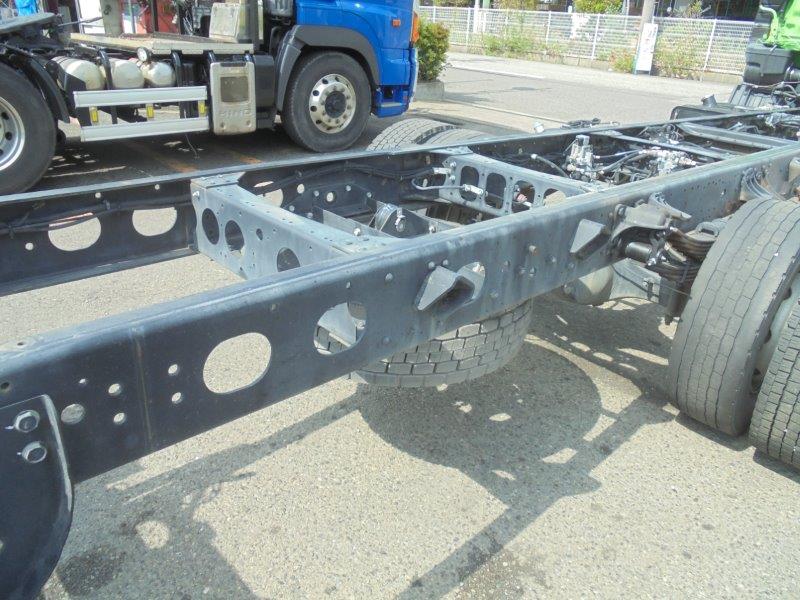 増々トン　ワイド　シャシ　L＝7.2ベース
