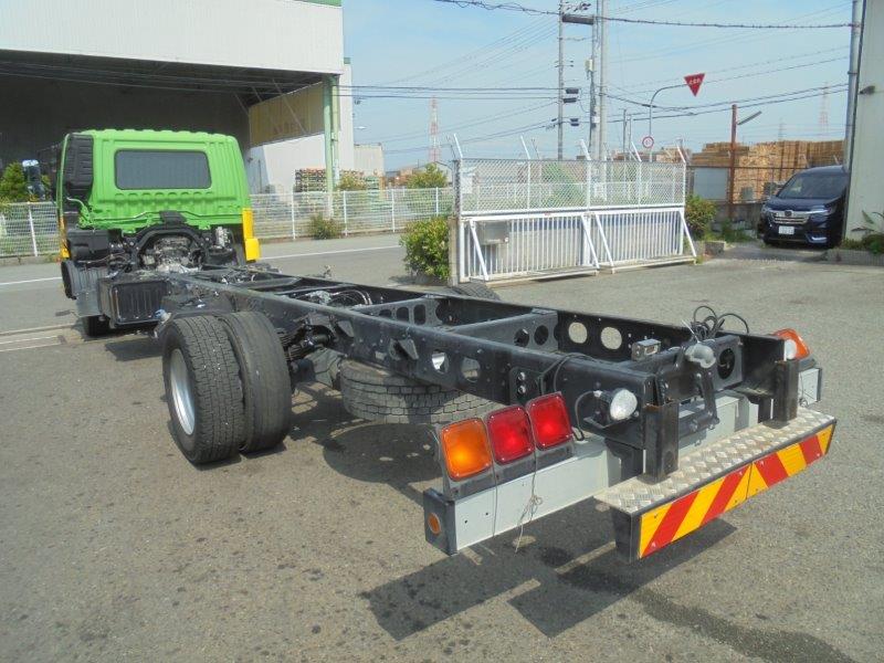 増々トン　ワイド　シャシ　L＝7.2ベース