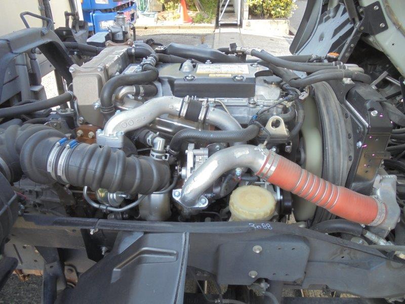 ４t　ワイド　格納ゲート付　冷凍バン