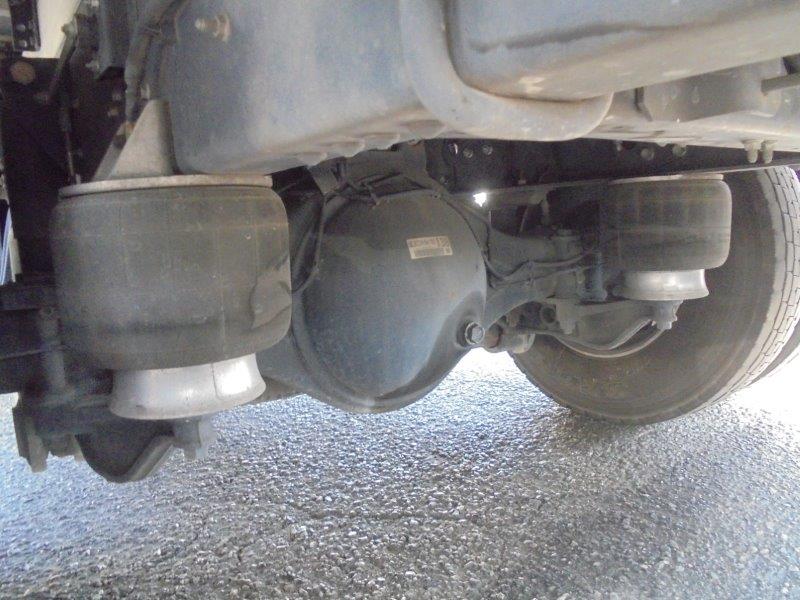 ４t　ワイド　格納ゲート付　冷凍バン