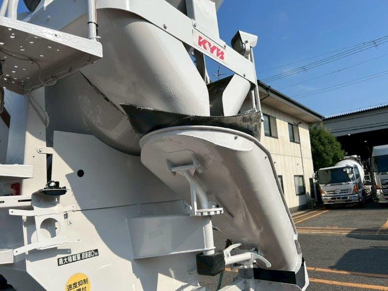 増々トン　３.２m3　ミキサー